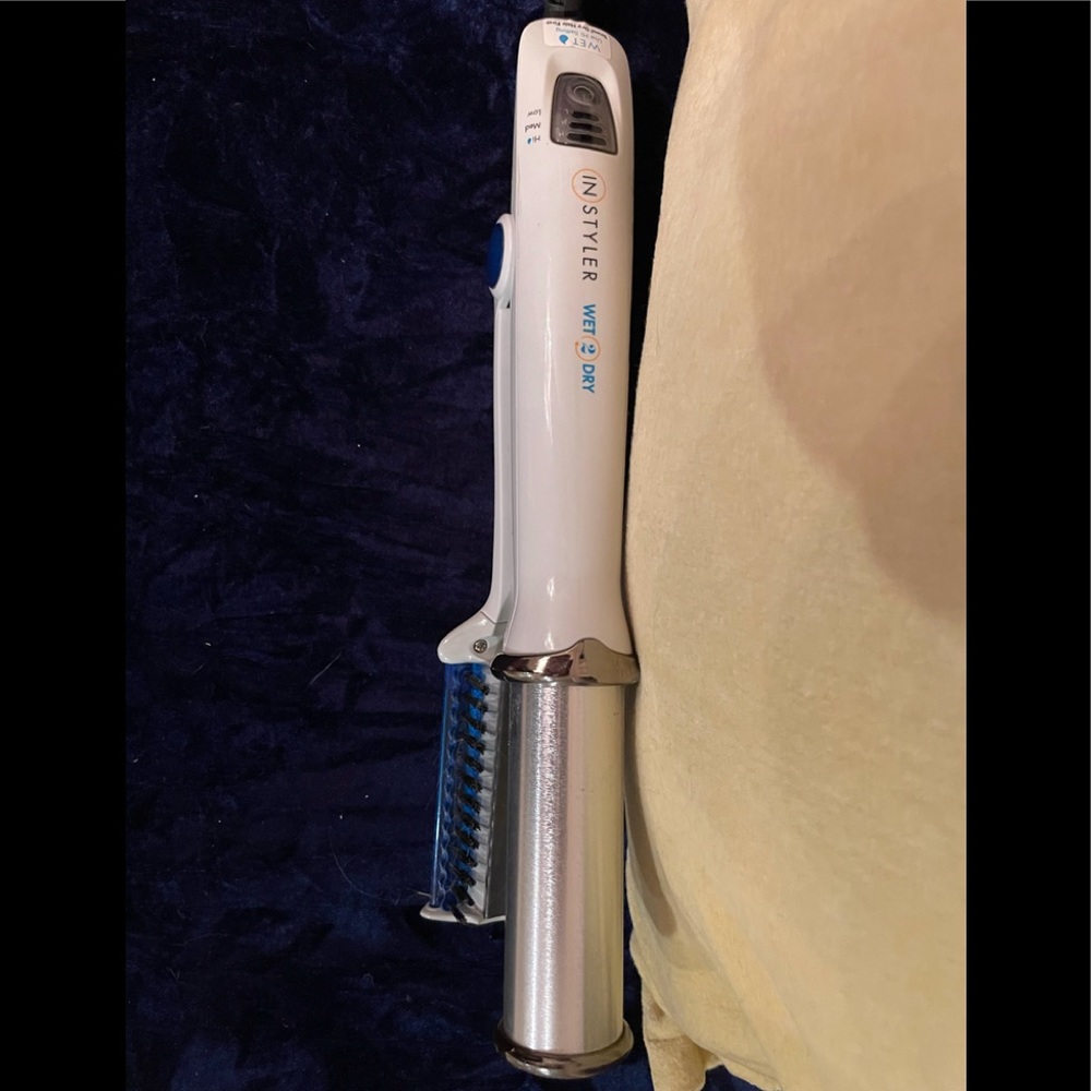 One Style hair styling tool